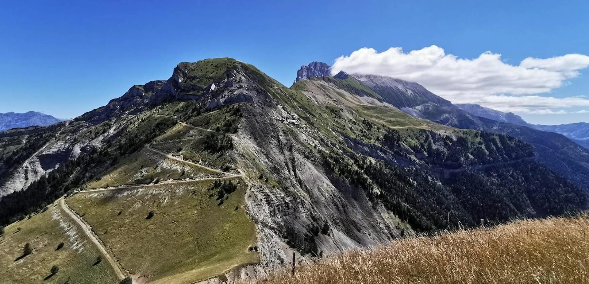 Le Galussel Gite D'Etape Et De Sejour Chatel-en-Trieves 3*,